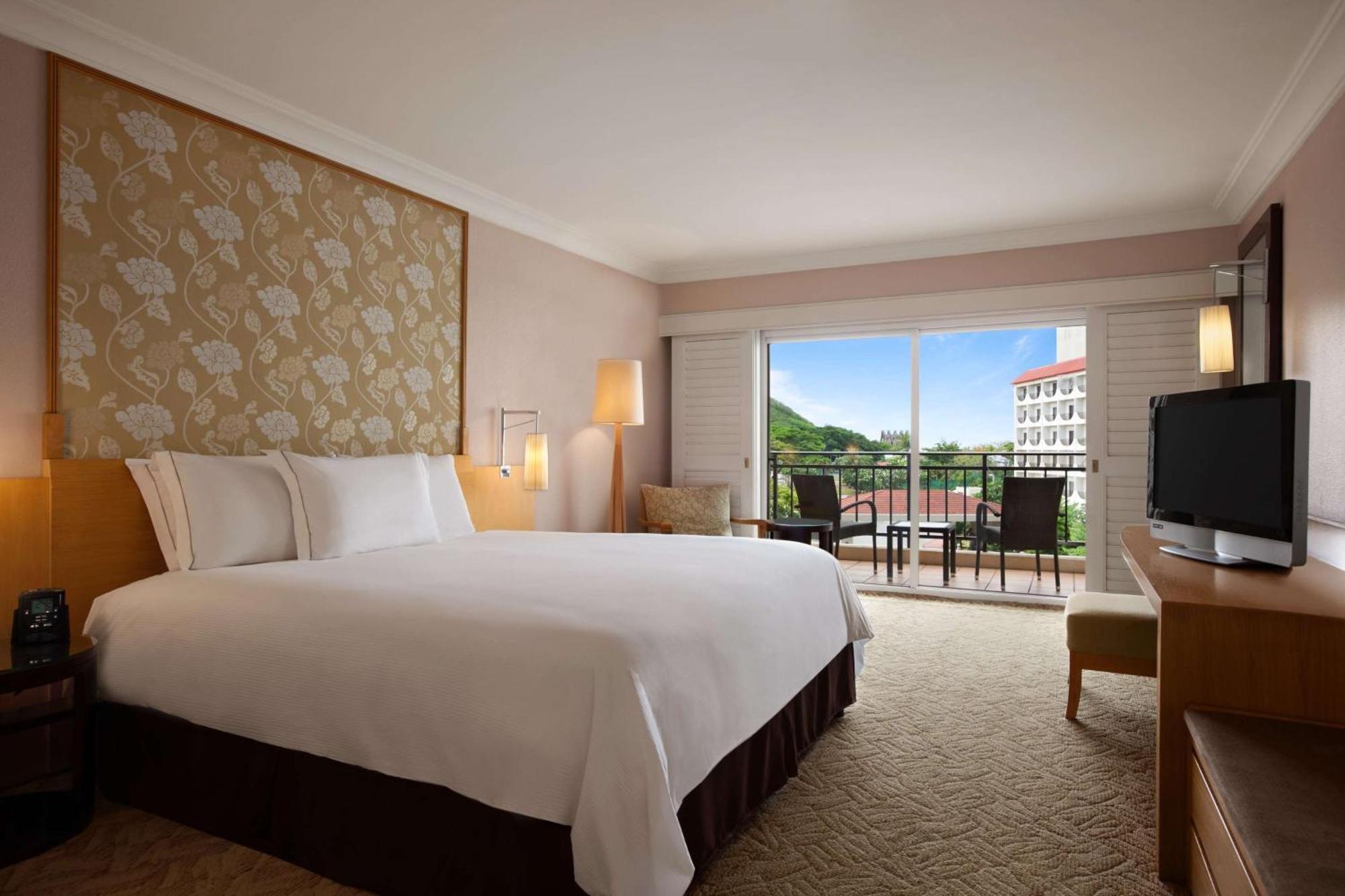 Hilton Guam Resort & Spa Тумон Экстерьер фото